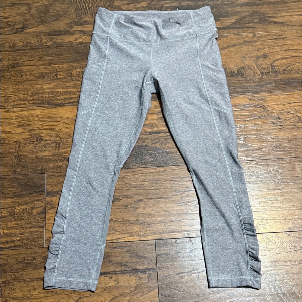 Lululemon Athletica Light Gray Capris with Side Ruching